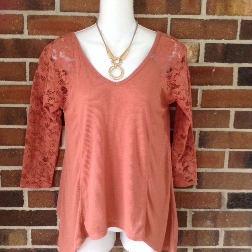Cloe & Katie Ribbed Sharkbite Hemline Top Lace Coral Size XS